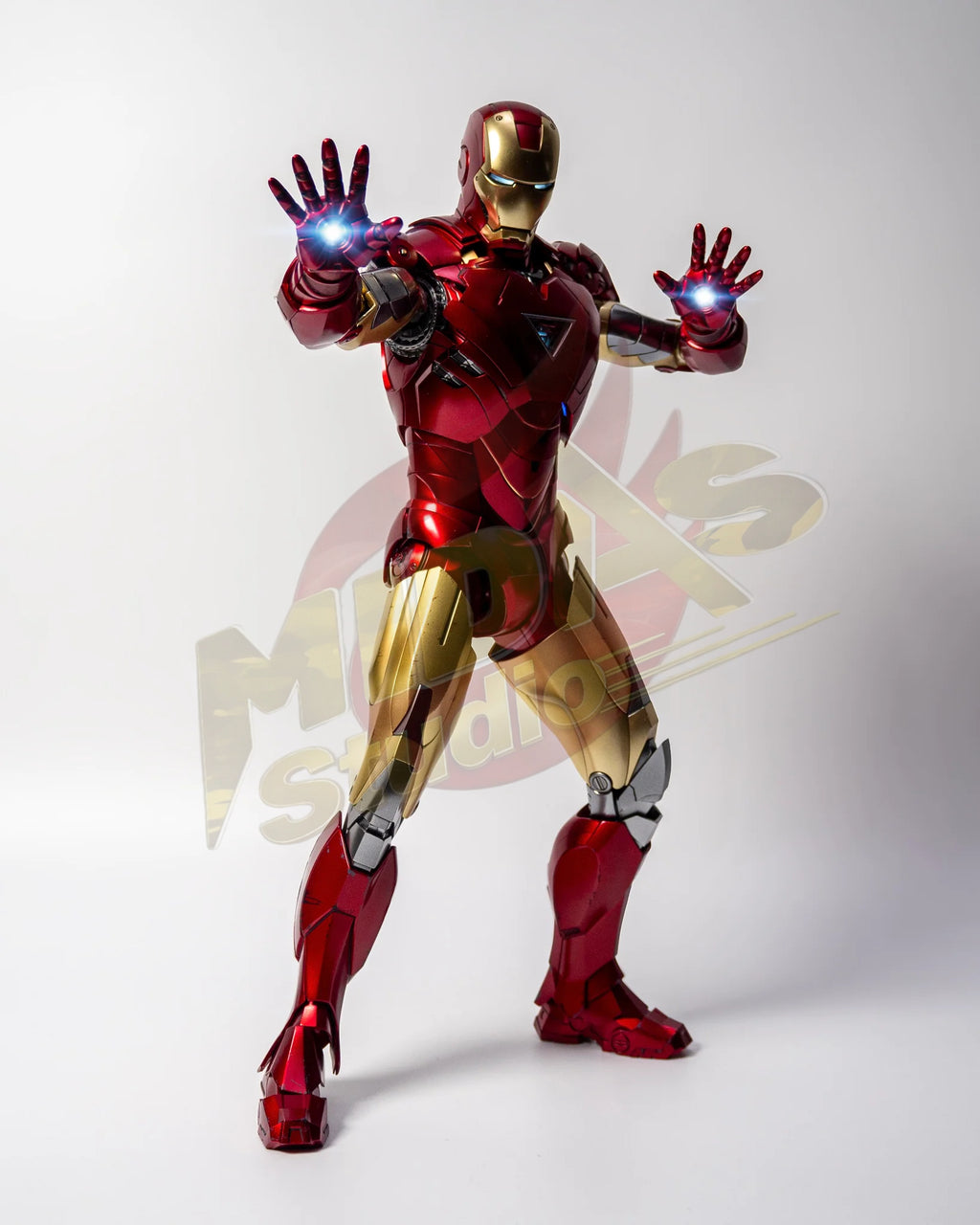 Brand New🔥 Hot Toys 1/6 Scale The Avengers - Iron Man Mark VI (2.0) Collectible Figure (MMS687D52)