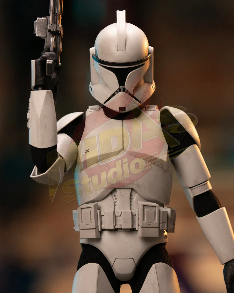 Brand New🔥 Hot Toys 1/6 Scale Star Wars Attack of the Clones Clone Trooper (MMS647) Collectible Figure
