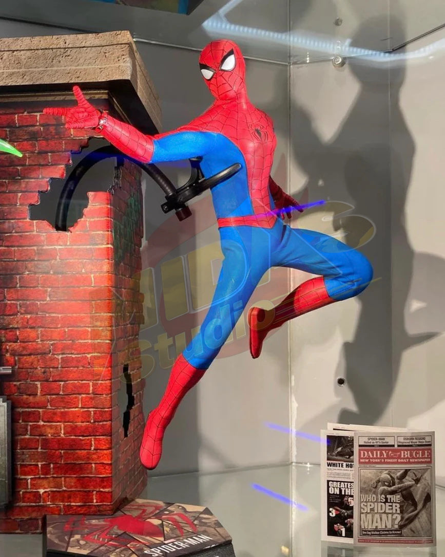 Brand New🔥 Hot Toys 1/6 Scale Spider-Man Classic Suit Collectible Figure (VGM48)