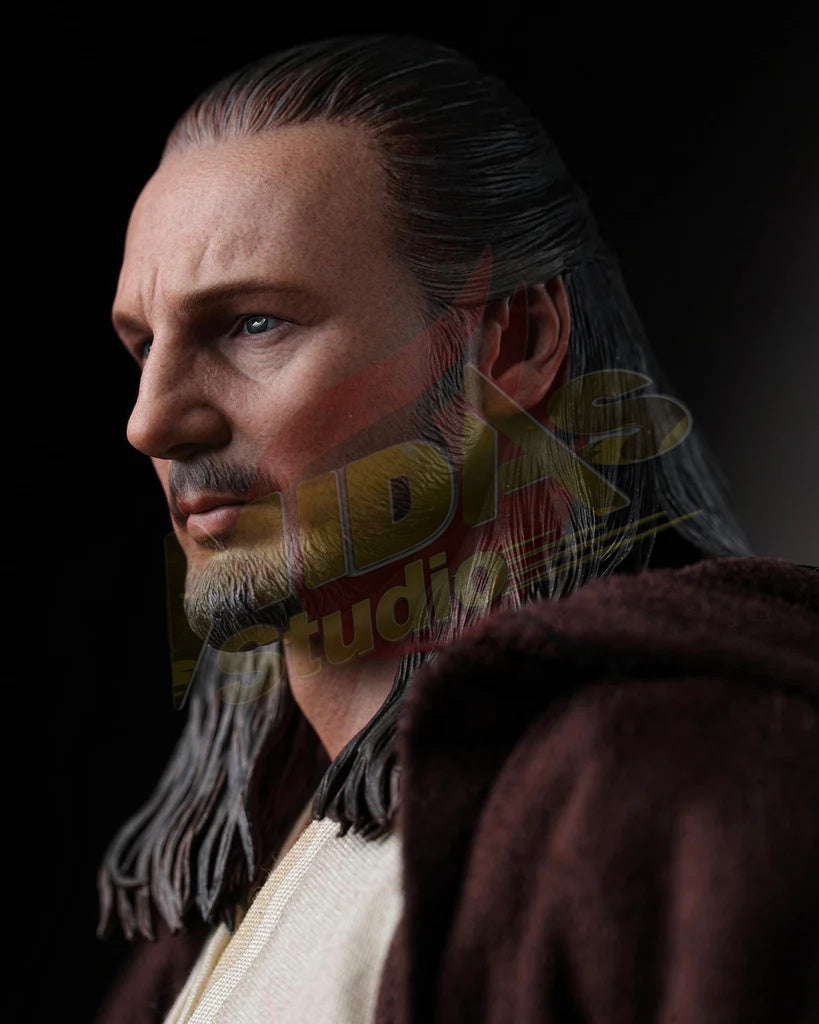 Brand New🔥 Hot Toys 1/6 Scale Star Wars: The Phantom Menace - Qui-Gon Jinn Collectible Figure (MMS525)