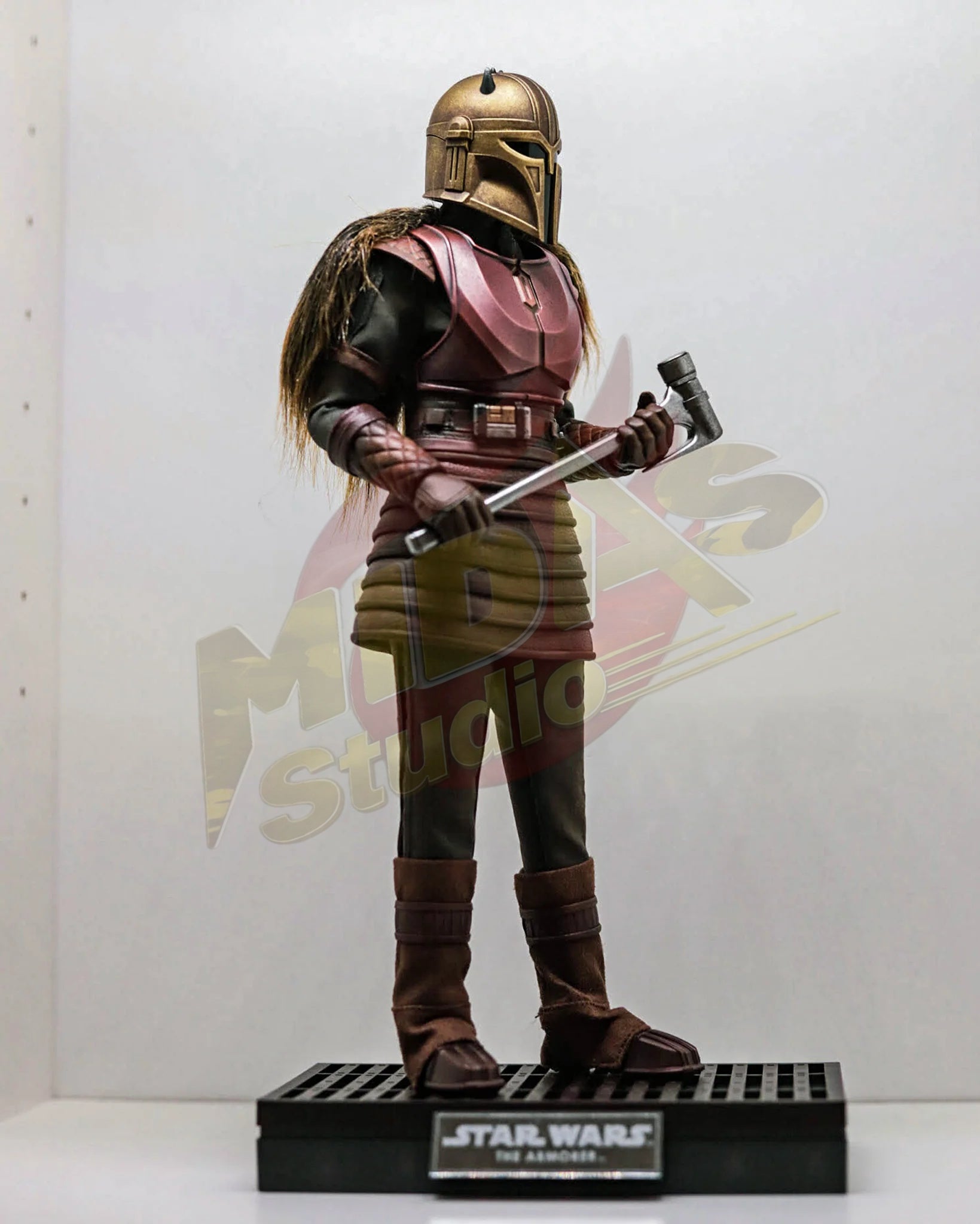 Brand New🔥 Hot Toys 1/6 Scale Star Wars: The Mandalorian The Armorer Collectible Figure (TMS044)