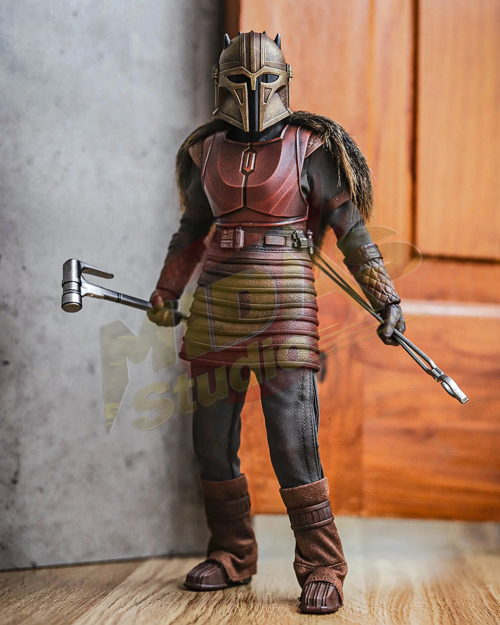 Brand New🔥 Hot Toys 1/6 Scale Star Wars: The Mandalorian The Armorer Collectible Figure (TMS044)
